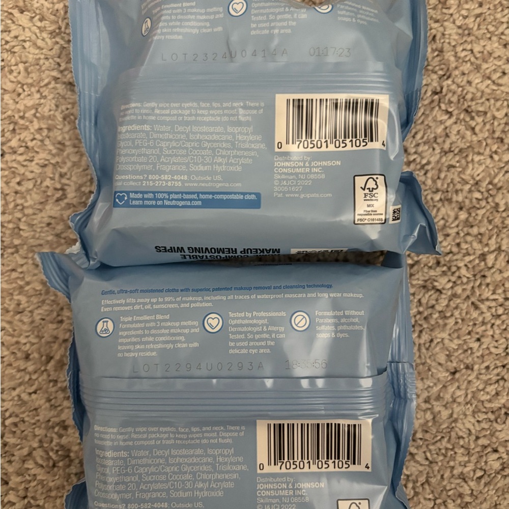 Neutrogena Makeup Remover Cleansing Towelettes 25 count Set of 2 - Picture 2 of 2